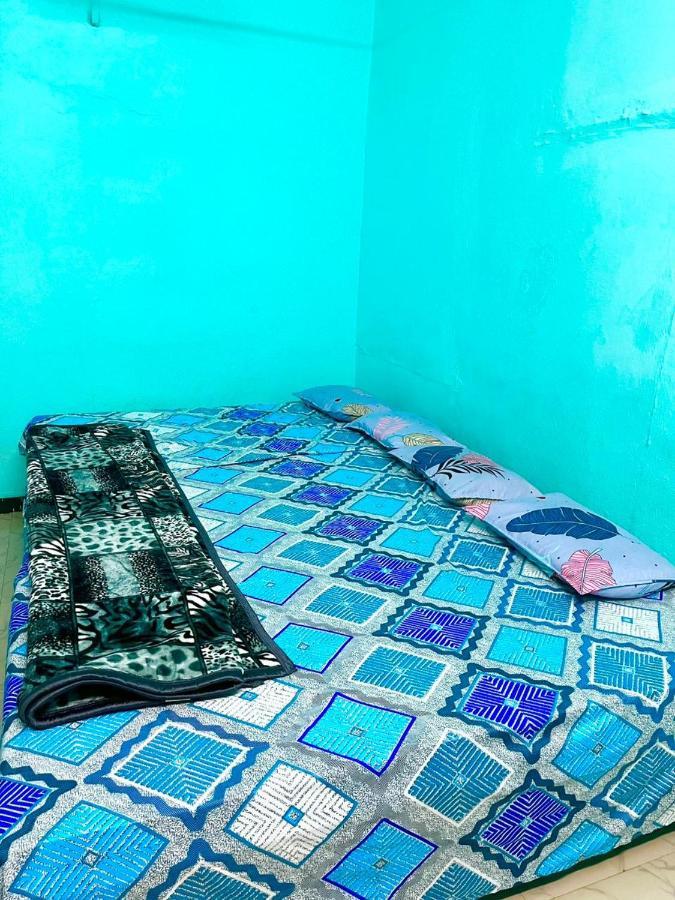 אויאיין Shri Gamya Guest House מראה חיצוני תמונה